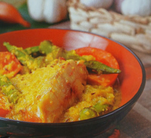 Рыбное карри с овощами Малайзийская кухня